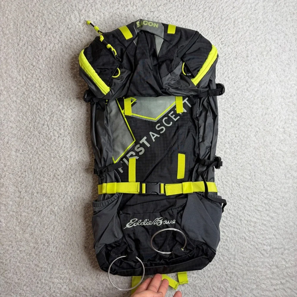 Eddie Bauer First Ascent Bacon 28L Backpack Black Green Hiking Pack